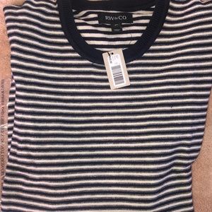 Mens blue striped sweater size small